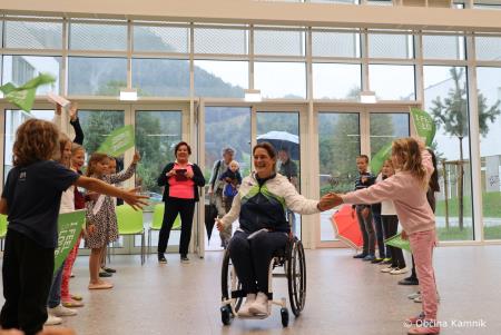 Nepozaben sprejem za bronasto Živo Lavrinc v rodnem Kamniku  (5)